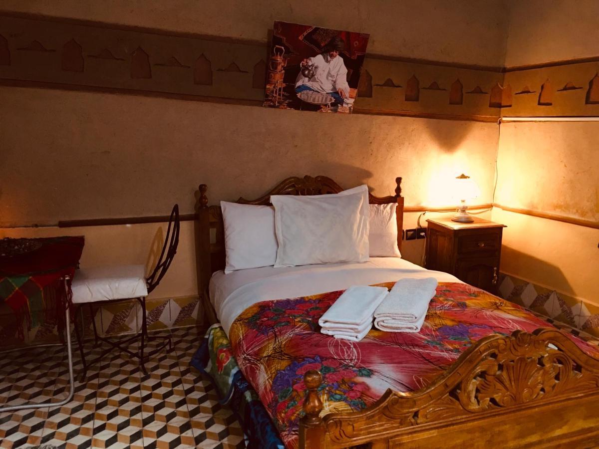 Hotel Panoramique De La Vallee Ait Idair Екстер'єр фото