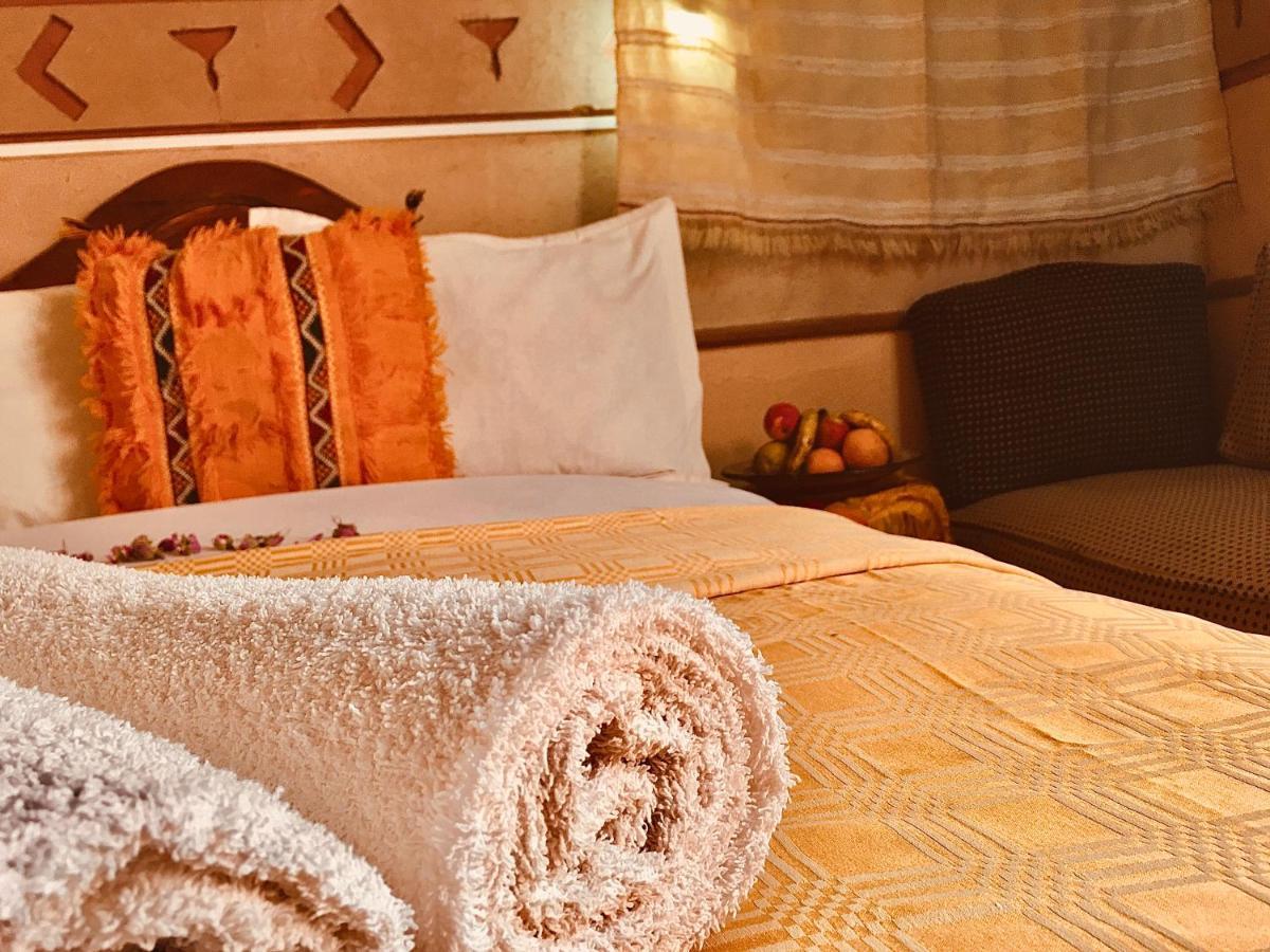 Hotel Panoramique De La Vallee Ait Idair Екстер'єр фото